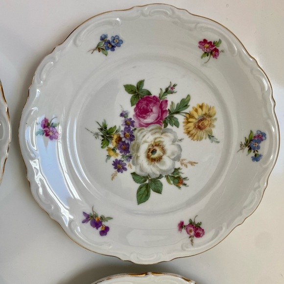 4 Mitterteich Bavaria 'Meissen Floral' desert plates - Picture 2 of 7